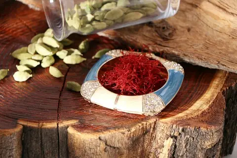زعفران پودری